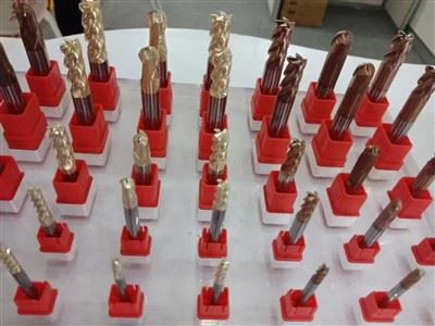 Diamond Coated Carbide End Mills